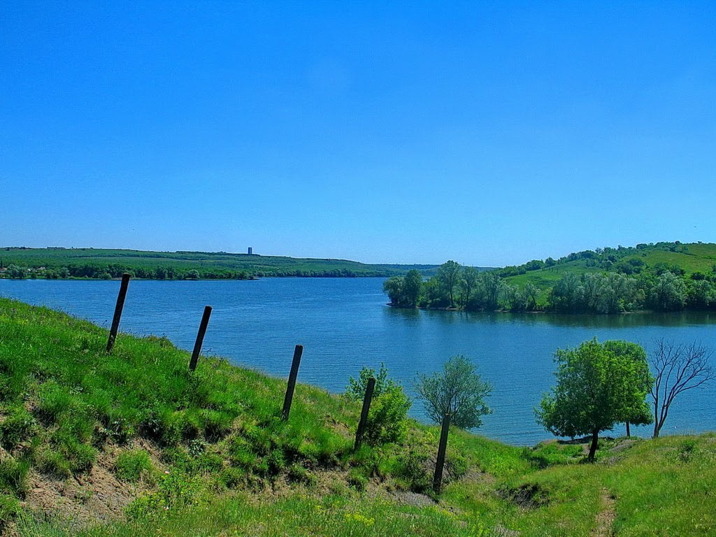 Питьевое водохранилище. Волынцевское водохранилище Енакиево. Грабовское водохранилище ДНР. Енакиево водохранилище. Грабовское водохранилище Торез.