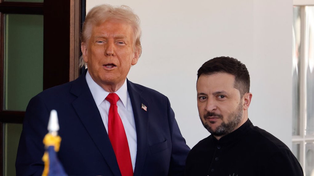 Трамп и Зеленский на закрытых переговорах у карты Украины — эксклюзивные кадры (фото)