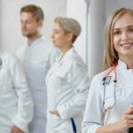 К чему снится врач: значение сна, скрытые подсказки и толкование по деталям